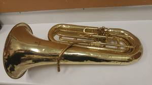 lot 280 image: Yamaha YBB 103