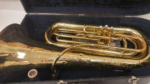 lot 281 image: Yamaha YBB 103