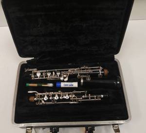 lot 282 image: Signet (Selmar) Oboe