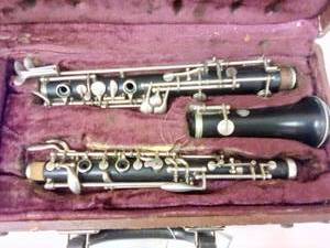 lot 137 image: Conn Oboe