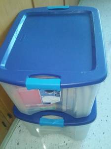 lot 94 image: NEW 18 gallon Sterilite latch  carry with contents
