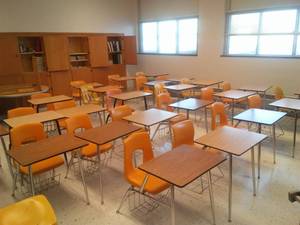 lot 116 image: Student Desks (24)