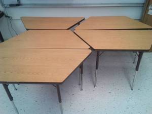 lot 127 image: 5 Wedge tables