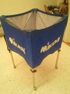 lot 476 image: Mikasa Ball Storage, aluminum on casters with balls