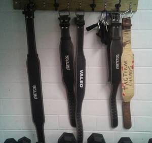 lot 53 image: Powerlifting  Weightlifting belt