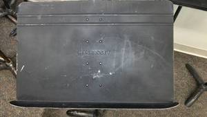 lot 358 image: 15 Music Stands