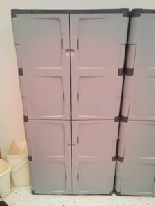 lot 491 image: Rubbermaid Tate storage unit
