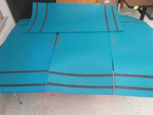 lot 494 image: 4 Exercise Mats Assess pro by Gopher