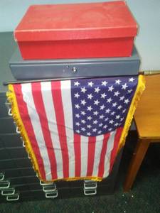 lot 782 image: Vintage Coin Sorter and cash box and more. Loc Admin 110