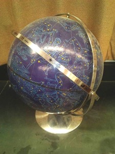lot 527 image: Constellation Gyro Globe on stand. Loc Rm 99 Sci