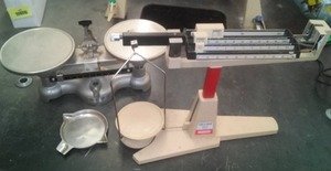 lot 550 image: Ohaus and Sargant -Welch Scales (2)