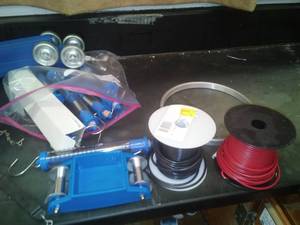 lot 640 image: Misc. Physics Supply Parts. Sci Rm 99