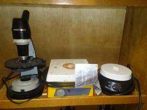 lot 658 image: Scientific Lab Instruments. (3) Thermolyne Heater Mixer, Ohaus Scale, Bausch and Lomb Microscope. All Working. Sci Office Rm 99