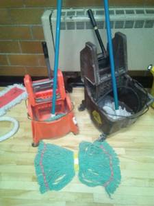 lot 682 image: Floor Mop Systems (2) Loc Gym