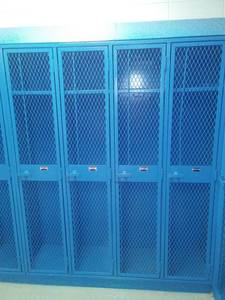 lot 557 image: Gym Lockers 98  101, 83 x 60 x 17. Loc Boys Locker Rm 116