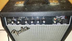 lot 399 image: Fender Amp, 8 x 12 x13 in
