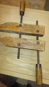 lot 166 image: 4 Jorgensen Wood Clamps #1