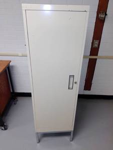 lot 178 image: Metal Locker