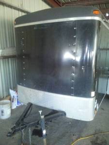 lot 2 image: United Enclosed Trailer 12 foot plus. 1999