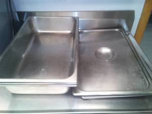 lot 253 image: W arming Pans - Chafing dishes