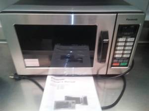 lot 254 image: Panasonic Microwave