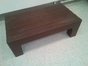 lot 315 image: Cambro Bench, Step Riser  36 x 18 x 12in