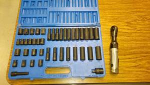 lot 214 image: GP Air Rachet with 38 in. drive impact socket set in case