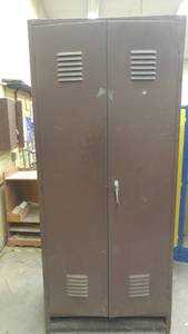 lot 320 image: Brown Metal Cabinet with contents