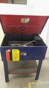 lot 221 image: Cal Hawk 20 gal. Parts Washer