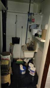 lot 426 image: Janitorial closet - contents. Rubbermaid, Buckeye & more