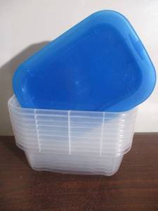 lot 114 image: Plastic Bins