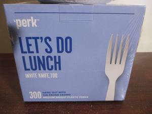 lot 49 image: Plastic Forks and Paper Plates