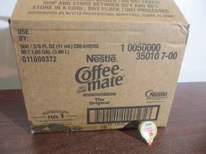 lot 34 image: Coffeemate Creamer