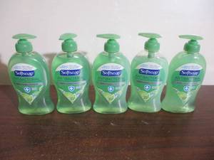 lot 137 image: Softsoap