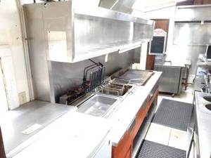 lot 4 image: Toastmaster Griddle & Double Deep F...