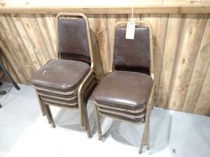 lot 72 image: (7) Stack Chairs...