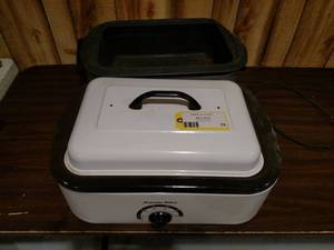 lot 78 image: (2) Roasters...