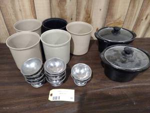 lot 93 image: Cambro Tubs, S.S. Bowls, & Server B...
