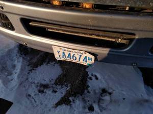 lot 5 image: 2005 International 4400 Semi Tracto...