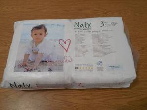 lot 20 image: Nature Babycare Eco-Friendly Premium Disposable Diapers for Sensitive Skin, Size 3 (104 Count)