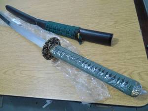 lot 76 image: Auway 40 Fully Handmade High Carbon Steel Full Tang Blade Japanese Katana Samurai Sword