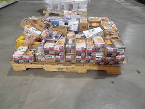 lot 37 image: MASSIVE PALLET LOT OF CONCRETE ANCHOR BOLTS & SCREWS