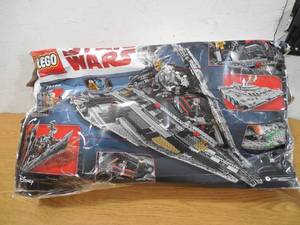 lot 24 image: Lego 75190 Star Wars First Order Star Destroyer 1416 pcs