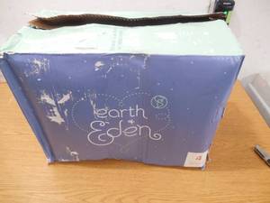 lot 80 image: NEW Earth  Eden Baby Diapers, Size 4, 164 Count