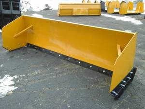 lot 200 image: 10 Snow Pusher (Skid Steer Attachment)