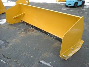 lot 201 image: 10 Snow Pusher (Skid Steer Attachment)