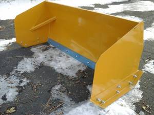 lot 205 image: 7 Snow Pusher (Skid Steer Attachment)