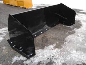 lot 105 image: 8 Snow Pusher (Skid Steer Attachment)