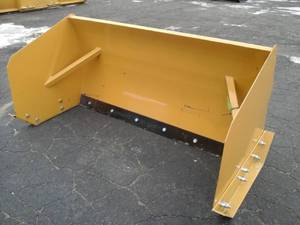 lot 108 image: 6 Snow Pusher (Skid Steer Attachment)