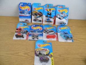 lot 10 image: HotWheels